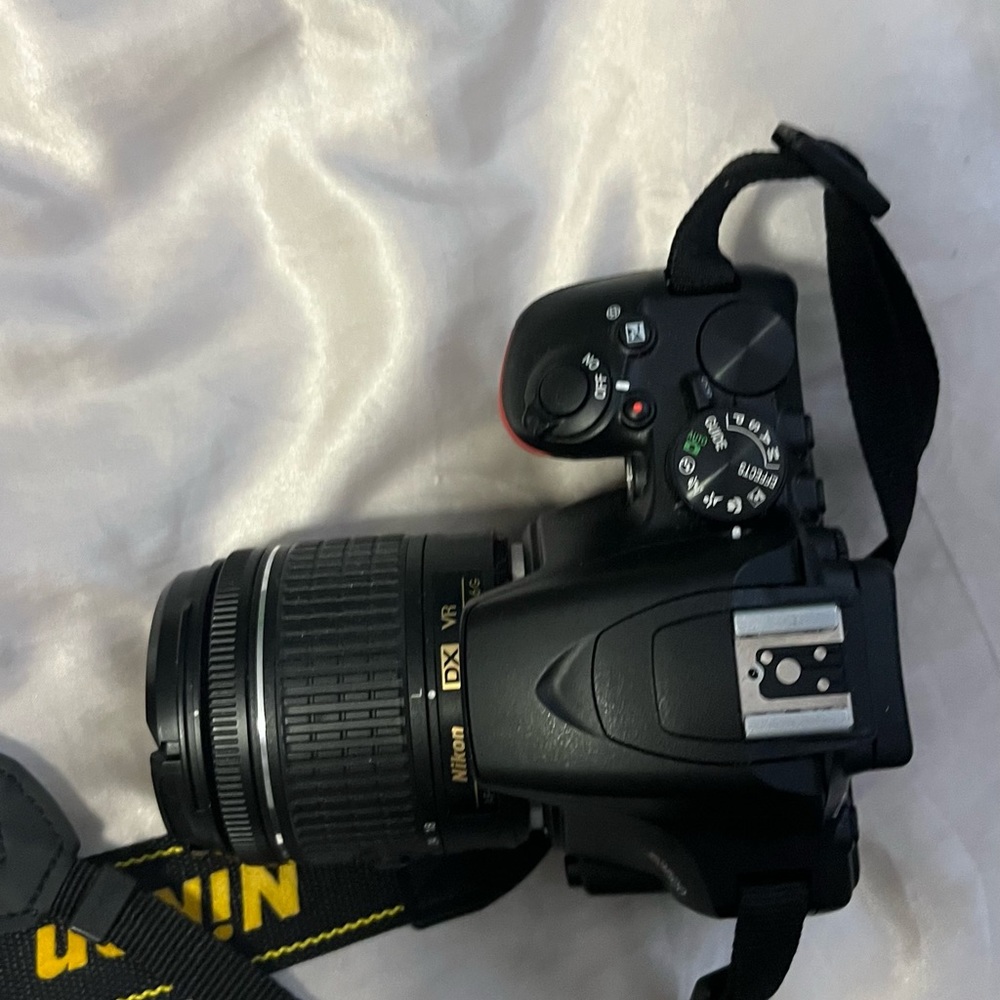 Nikon camera - Picture 5 of 6